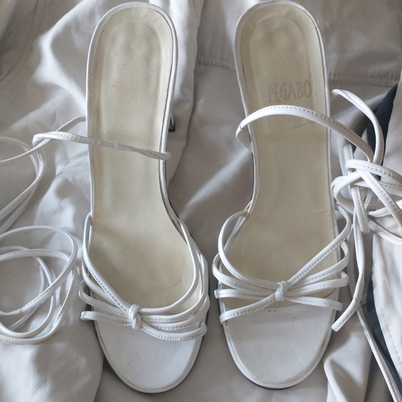 Vintage PEGABO Strappy White Heels - Picture 2 of 11